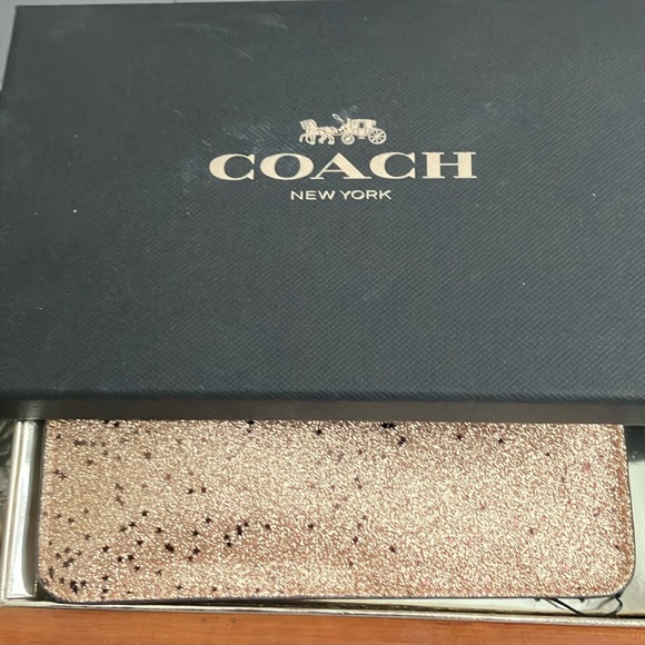 Coach star glitter wristlet/clutch - Picture 2 of 4
